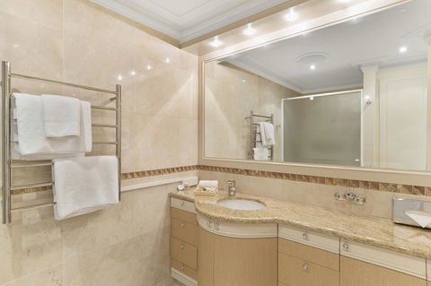 The Peninsula Riverside Serviced Apartments - Stayed 2