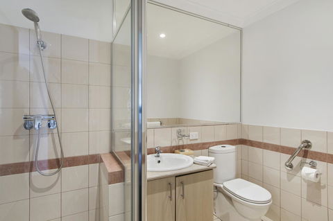 The Peninsula Riverside Serviced Apartments - Stayed 22
