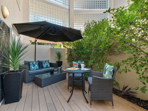 The Peninsula Riverside Serviced Apartments - Stayed 12