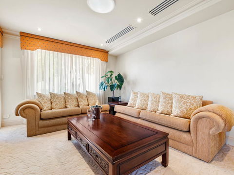 The Peninsula Riverside Serviced Apartments - Stayed 10