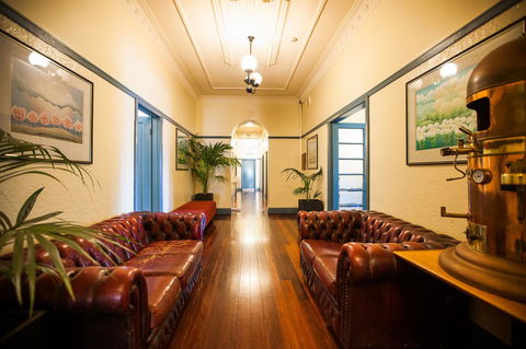 Captain Stirling Hotel - Stayed 31
