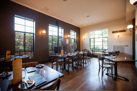 Captain Stirling Hotel - Stayed 41