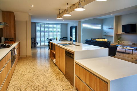 The Urban Beach House - Stayed 8