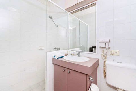 Quality Hotel Bayswater - Stayed 19