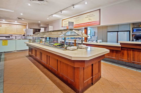 Quality Hotel Bayswater - Stayed 17