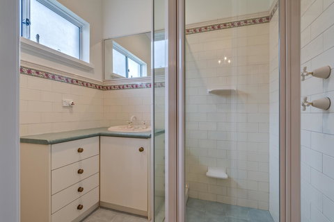 Serpentine Rose - Stayed 13