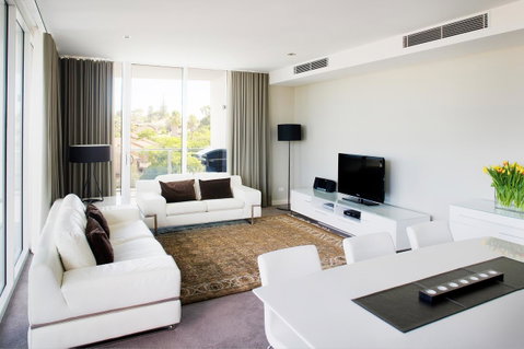 Claremont Quarter Luxury Apartment - Stays Accommodation 3