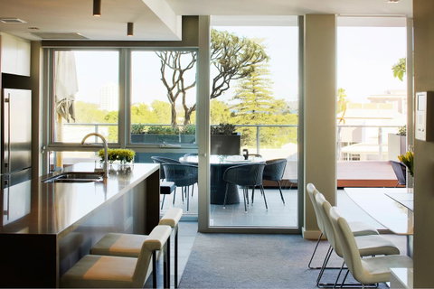 Claremont Quarter Luxury Apartment - Stays Accommodation 0