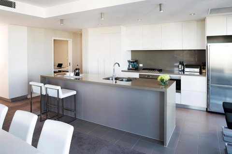 Claremont Quarter Luxury Apartment - Stays Accommodation 8