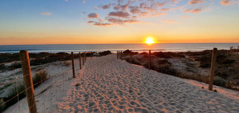 Summer Breeze - Holiday Or Business Apartment - Stayed 14