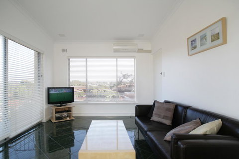 Summer Breeze - Holiday Or Business Apartment - Stayed 3
