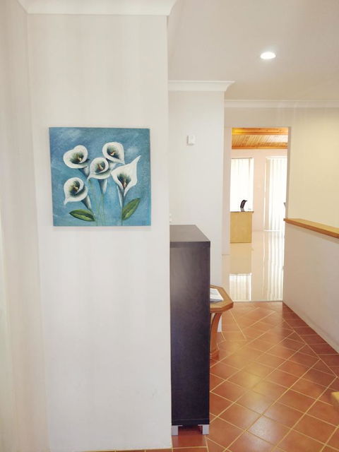 Cosy Easy Access Home Near Perth CBD And Fremantle - Stayed 0