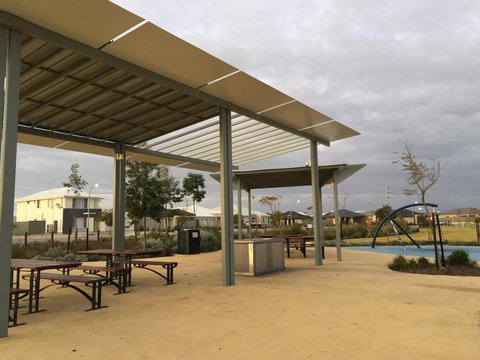 Rainbow Dream House - Stays Accommodation 29