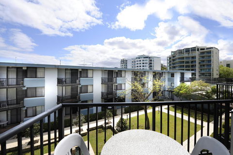 Lodestar Waterside Apartments - Stayed 5