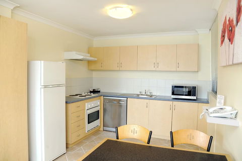 Lodestar Waterside Apartments - Stayed 18