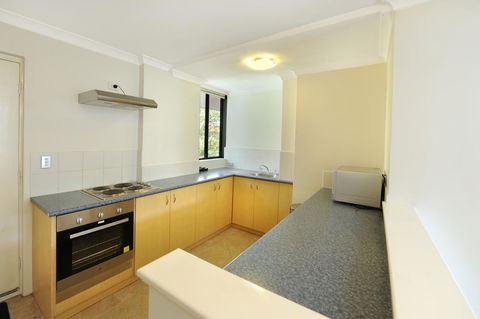 Lodestar Waterside Apartments - Stayed 1