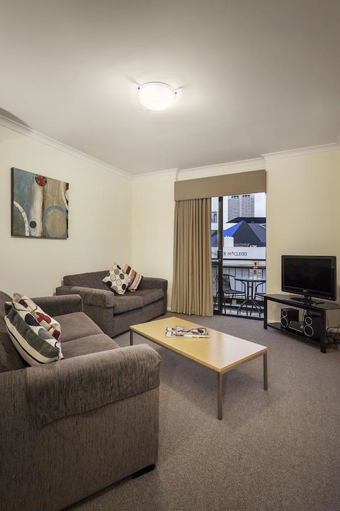 Best Western Northbridge Apartments - Stayed 11