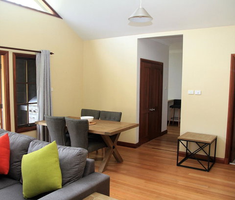 Riverglen Chalets - Stayed 16