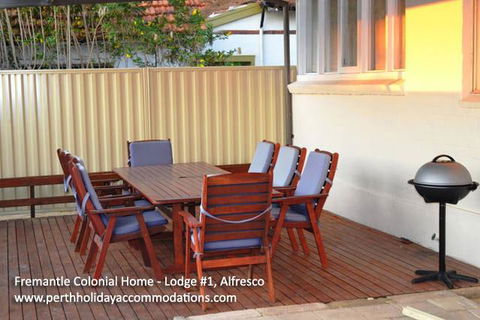 Fremantle Colonial Home - Stays Accommodation 12