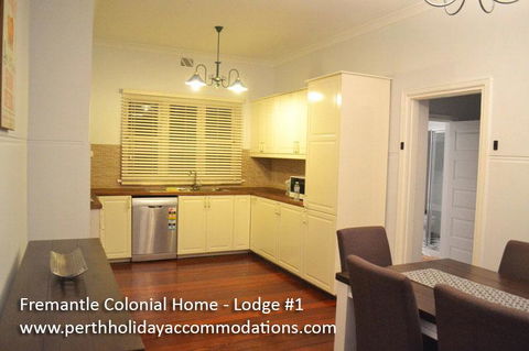 Fremantle Colonial Home - Stays Accommodation 38
