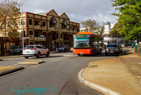 Fremantle Beach Backpackers - Stays Accommodation 9