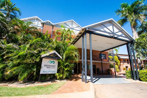 Moonlight Bay Suites - Stays Accommodation 1