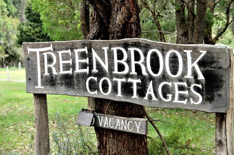 Treenbrook Cottages - Stayed 3