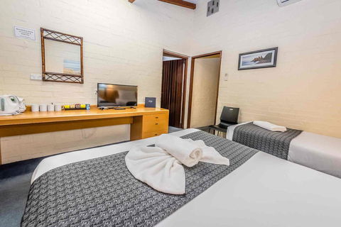 Nightcap At Wintersun Hotel - Stayed 11