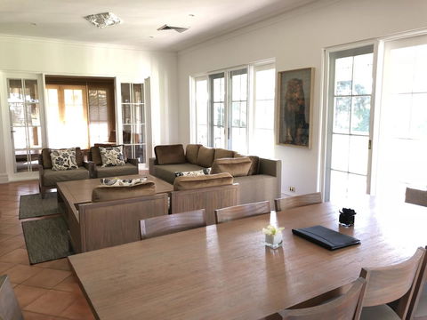 Caves Road Guest Houses - Stayed 16