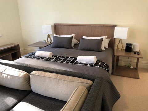 Caves Road Guest Houses - Stayed 10