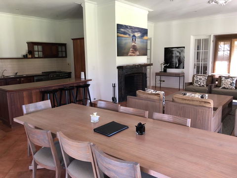 Caves Road Guest Houses - Stayed 15