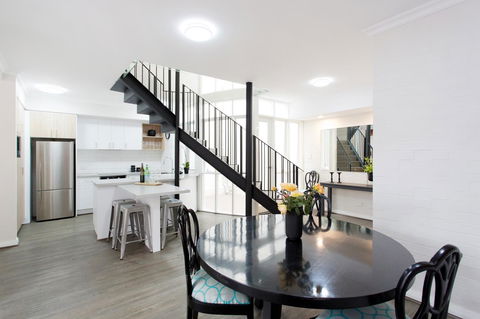 Stay Fresh - Fremantle CBD - Stays Accommodation 4