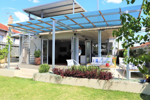 Fremantle Heritage Home For You To Enjoy! - Stays Accommodation 9