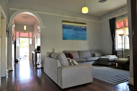 Fremantle Heritage Home For You To Enjoy! - Stays Accommodation 21