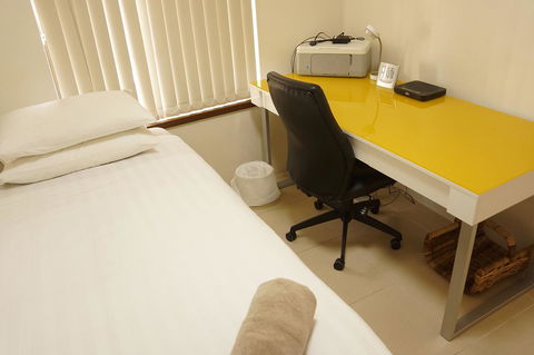 Suffolk House - Stays Accommodation 13