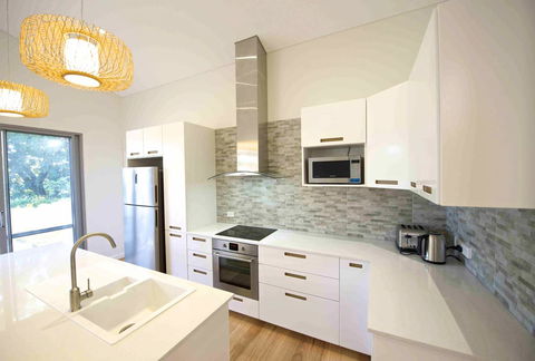 Sunny Blinco Street House - Stayed 6