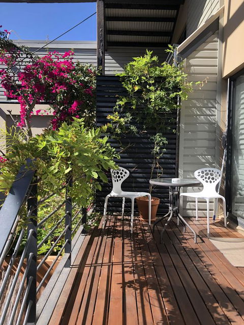 Spacious Central Townhouse - Stays Accommodation 1