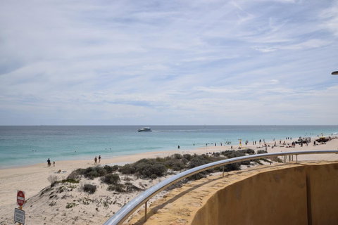 West Beach Lagoon 107 - Great Value - Stayed 17
