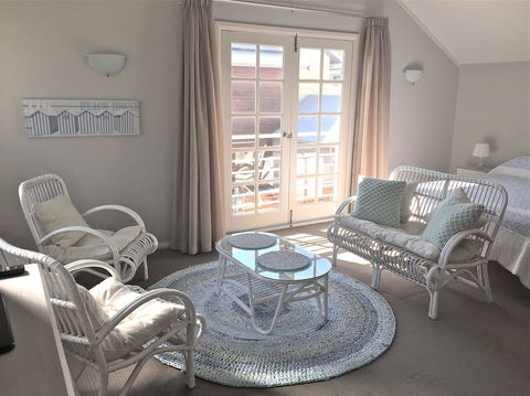 Fremantle Local Beach Studio - Stays Accommodation 8