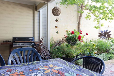 Fremantle Local Beach Studio - Stays Accommodation 9