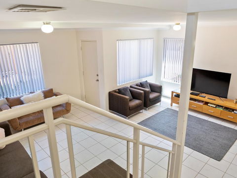 Cooper Street - Stays Accommodation 5