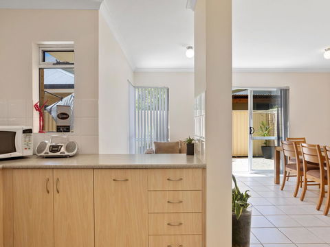 Cooper Street - Stays Accommodation 32