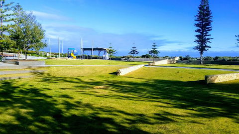 Mandurah Beach Front Apartment - Stays Accommodation 9
