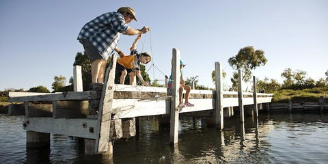 Mandurah Beach Front Apartment - Stays Accommodation 10