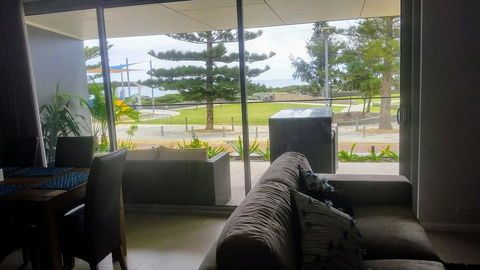 Mandurah Beach Front Apartment - Stays Accommodation 3