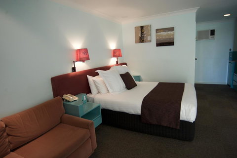 SureStay Hotel By Best Western The Clarence On Melville - Stayed 27