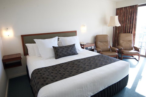SureStay Hotel By Best Western The Clarence On Melville - Stayed 24