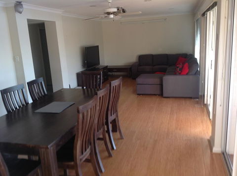 Waterside Canal Dreams - Stays Accommodation 27