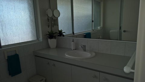 Waterside Canal Dreams - Stays Accommodation 18