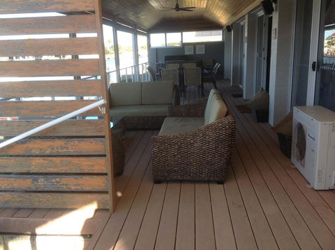 Waterside Canal Dreams - Stays Accommodation 38